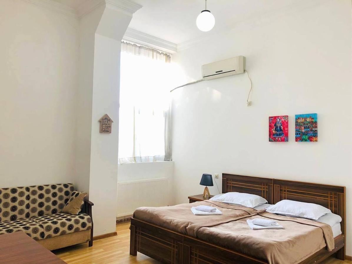 Sweet Home Tbilisi Ngoại thất bức ảnh
